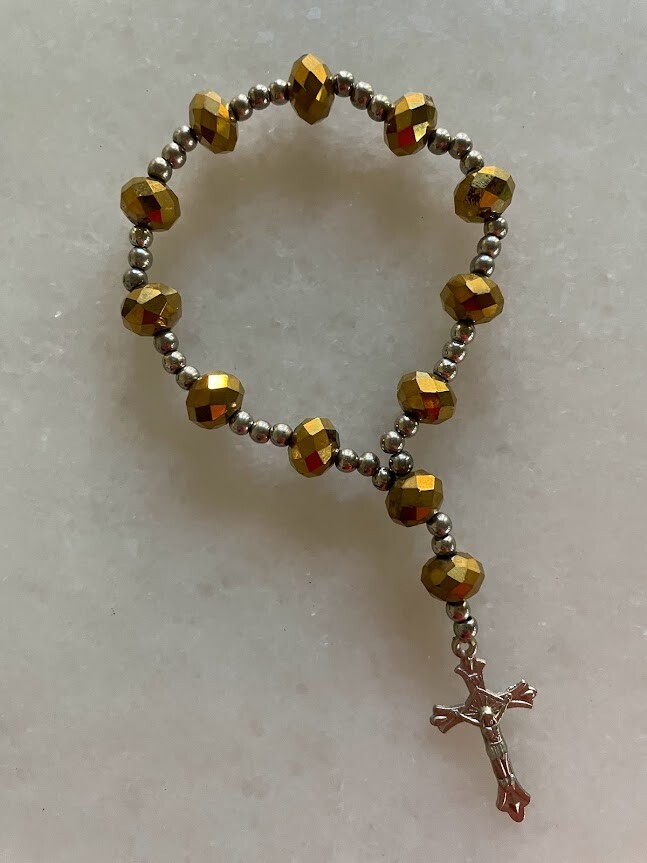 NEW! Handmade Christian Catholic Cross Charm Beaded Stretchy Bracelet