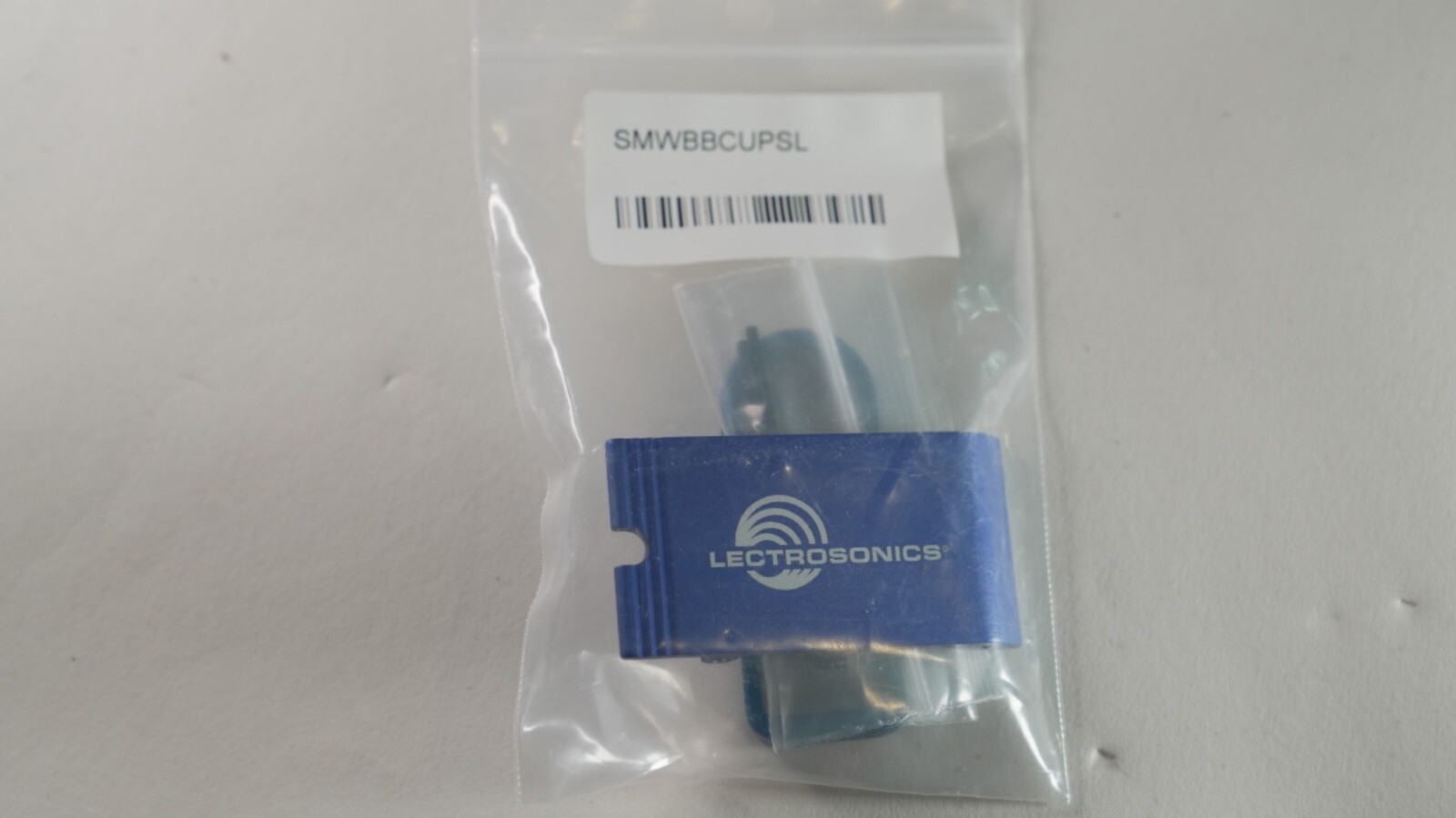 Lectrosonics SMWBBCUPSL Spring-Loaded Metal Belt Clip Kit (Antenna Up)