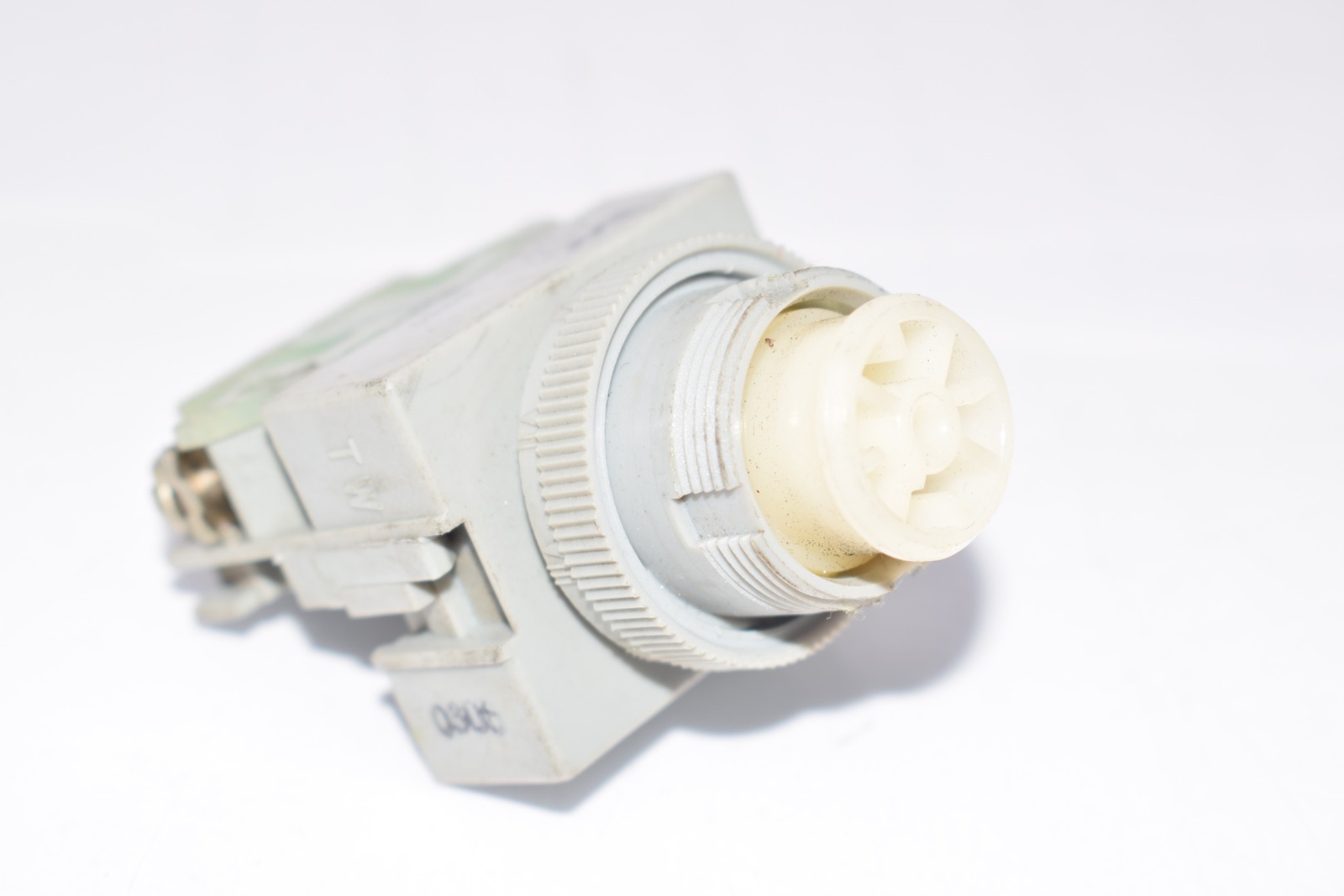 Idec 0201 Selector Switch - No Cap