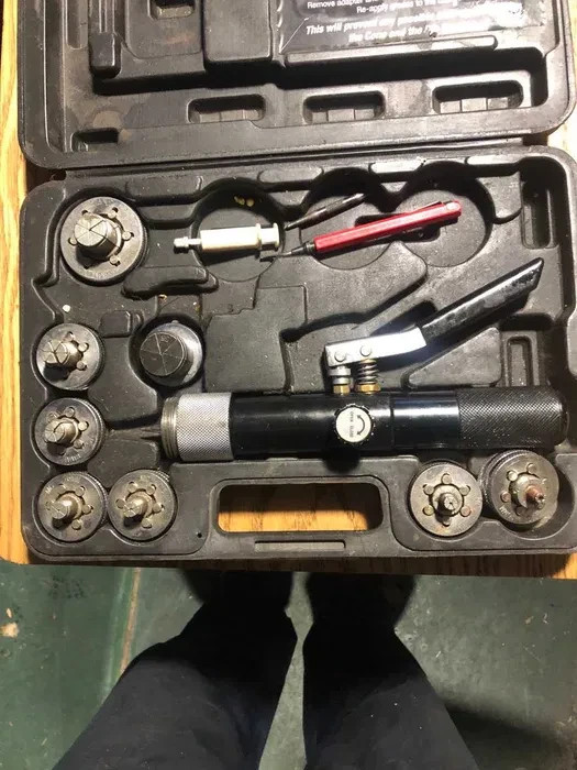 Mastercool Hydra-Swage Hydraulic Tube Expander (71650-A Kit)