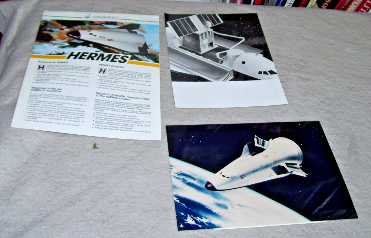 DASSAULT AVIATION HERMES SPACEPLANE PROJECT BROCHURE + 2 PRESS PHOTOGRAPHS 1991