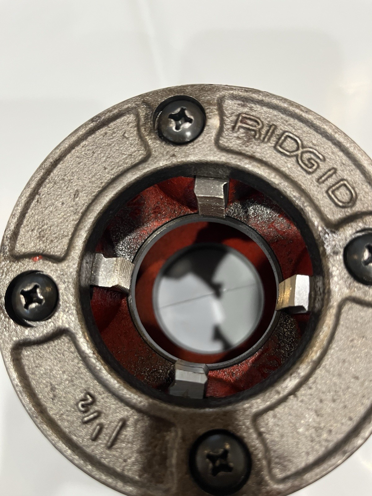 RIDGID 1-1/2" NPT 12-R Hand Threader Die Head