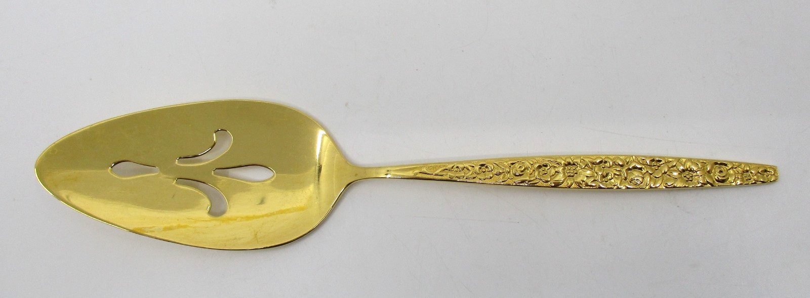 INTERNATIONAL STAINLESS GOLDEN DUBONNET PIE SERVER - 8 3/4" 08I