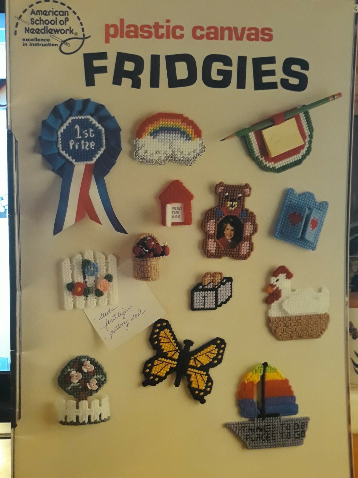 Fridgies Chicken Butterfly Cat Notes Rainbow Toast Photo Frames plastic canvas 