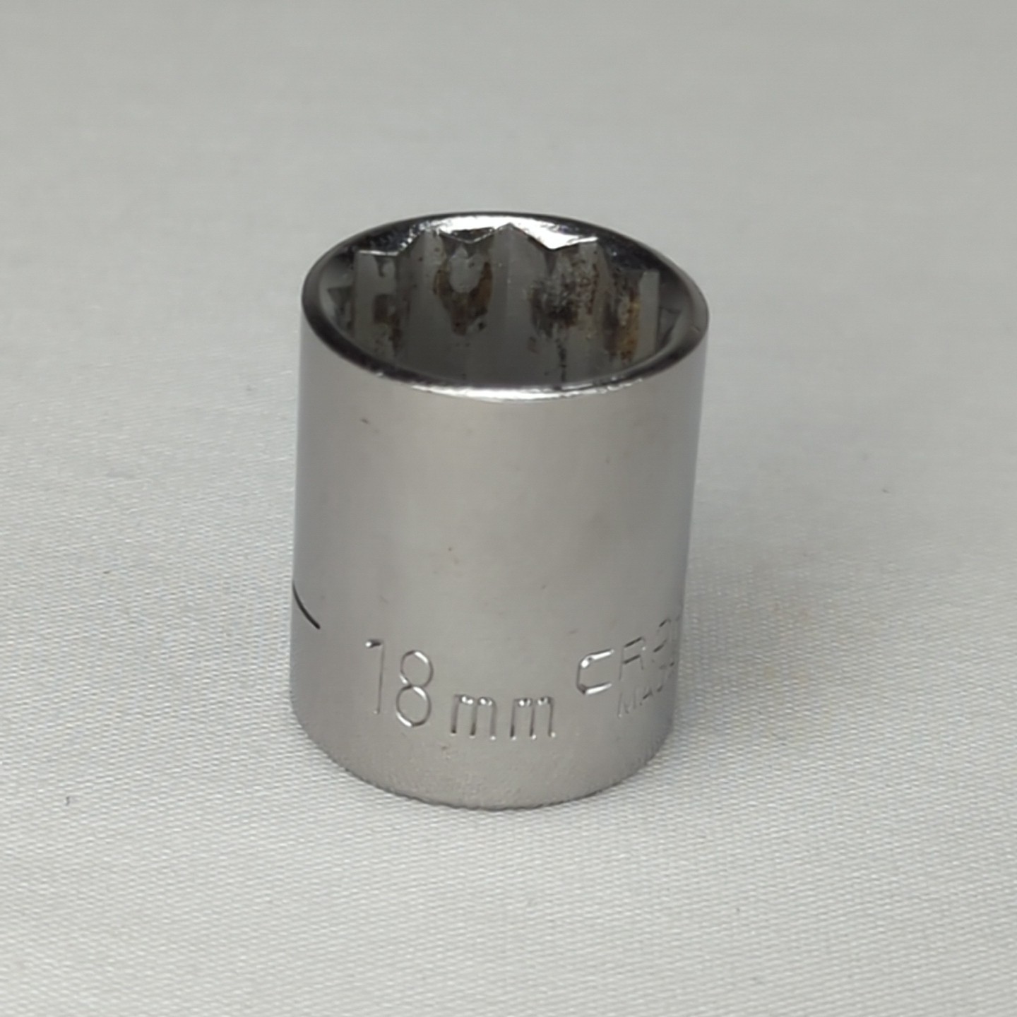 Craftsman 18 mm Metric 3/8" Drive 12 Point Inverted EE Series Socket 44312