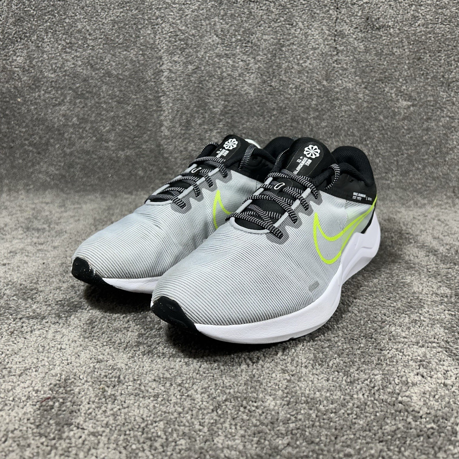 Nike Downshifter 12 DD9293-011 Women’s Size 11 Wolf Grey Volt Running Shoes Used