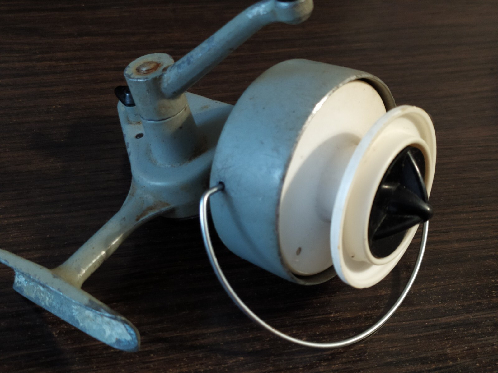 Fishing Vintage Soviet Spinning Metal Reel Fishing Tackle Made in USSR