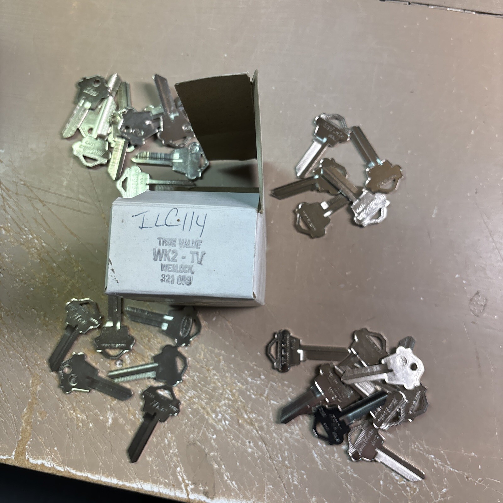 Lot Of 36 Ilco True Value WK2-1175N Weslock Lockset Key Blank