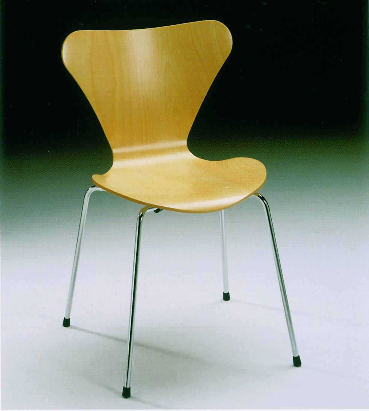 Contemporary Jacobsen Chair - Made In Italy
