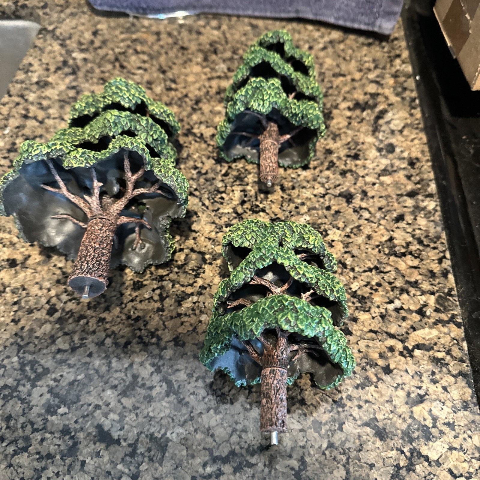 Dwarven Forge Deciduous Tree, Toppers, Factory Painted As Shown