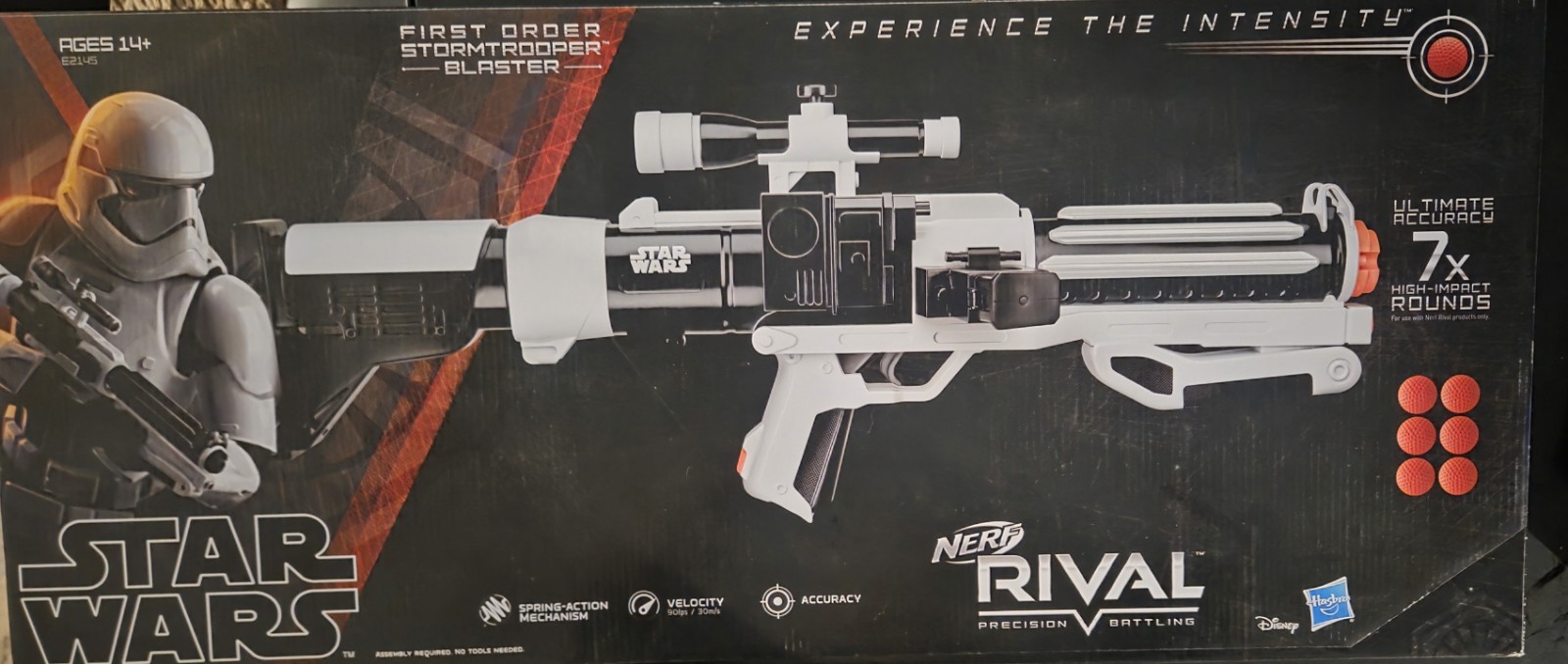 🔥🔥2017 HASBRO NERF RIVAL - STAR WARS FIRST ORDER STORMTROOPER BLASTER (N.I.B.)