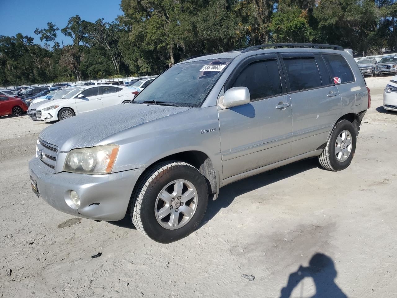 HIGHLANDR 2002 Glove Box 4906747