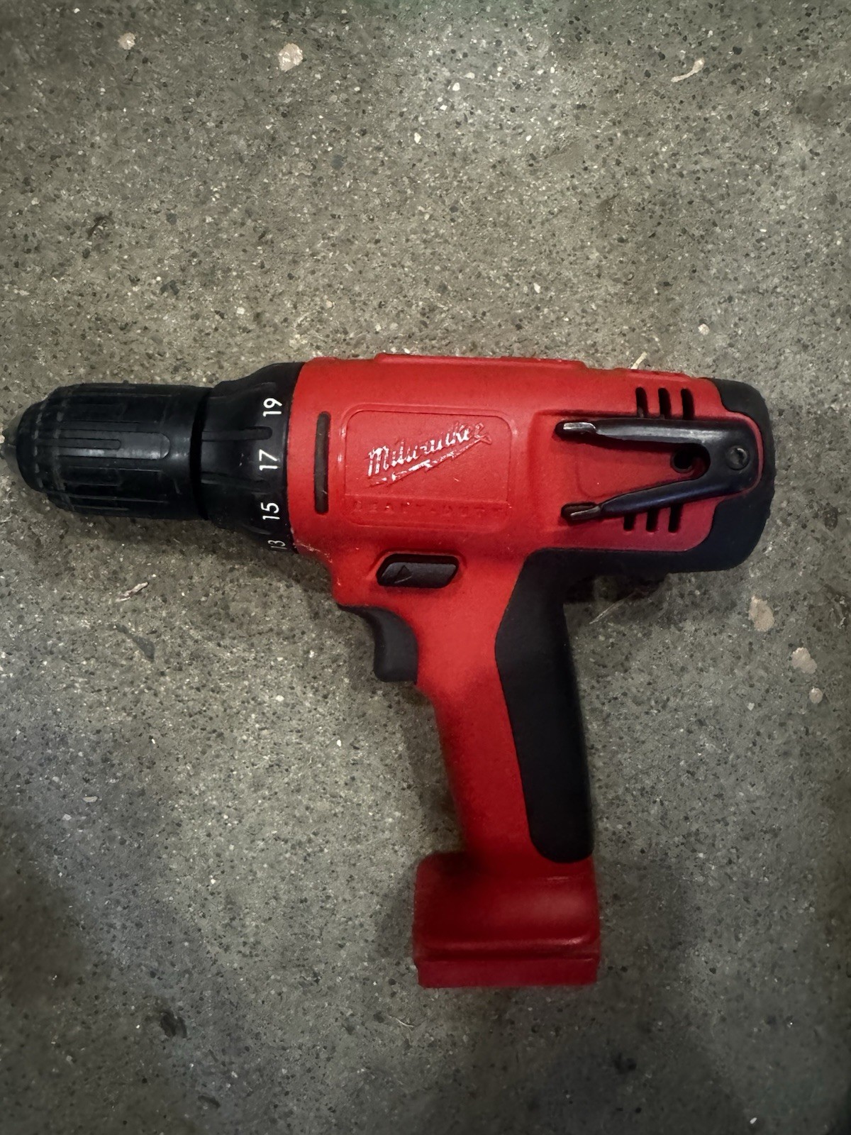 milwaukee tools 14.4v Driver Drill,flashlight, Impact Driver And Bag Untested