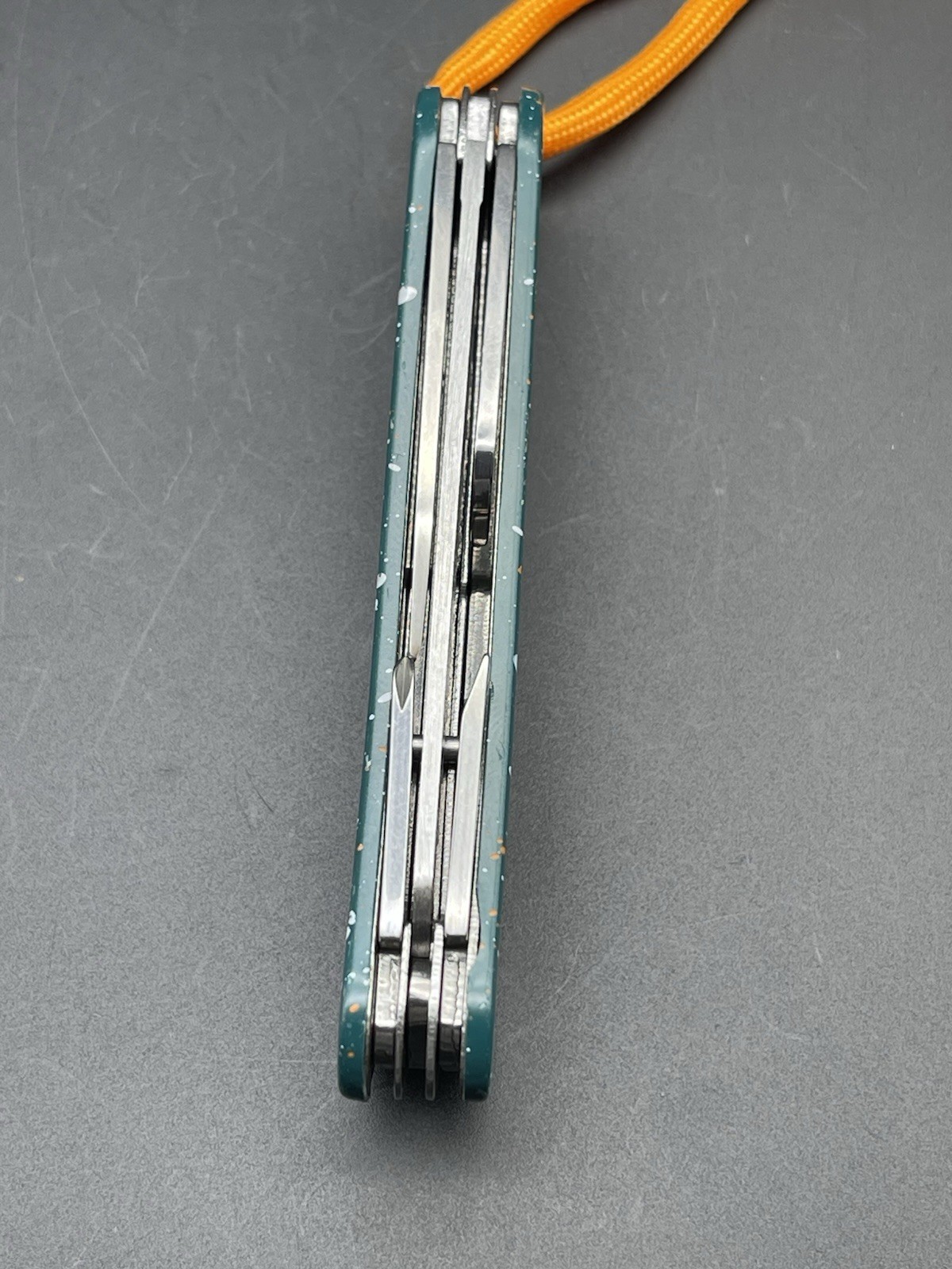 Gentleman’s Hardware Folding Pocket Knife Multitool fire starter
