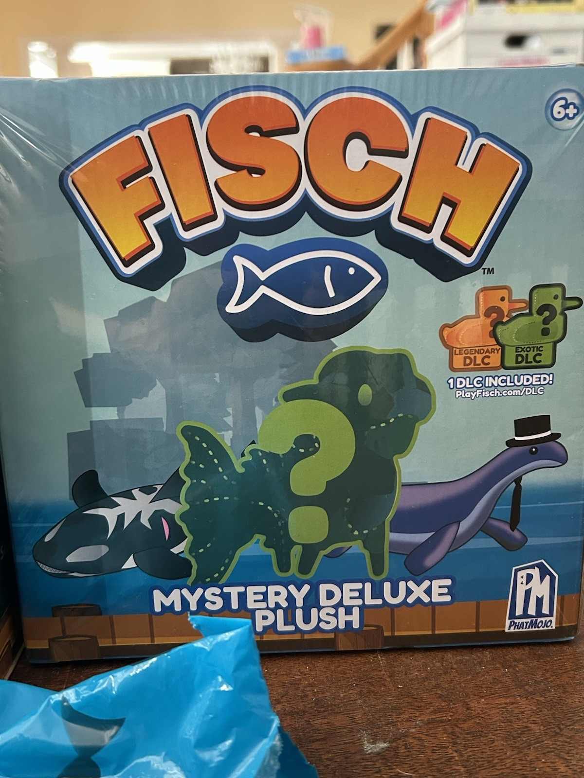 Fisch Deluxe Plush & DLC Included Megalodon Fish Plush
