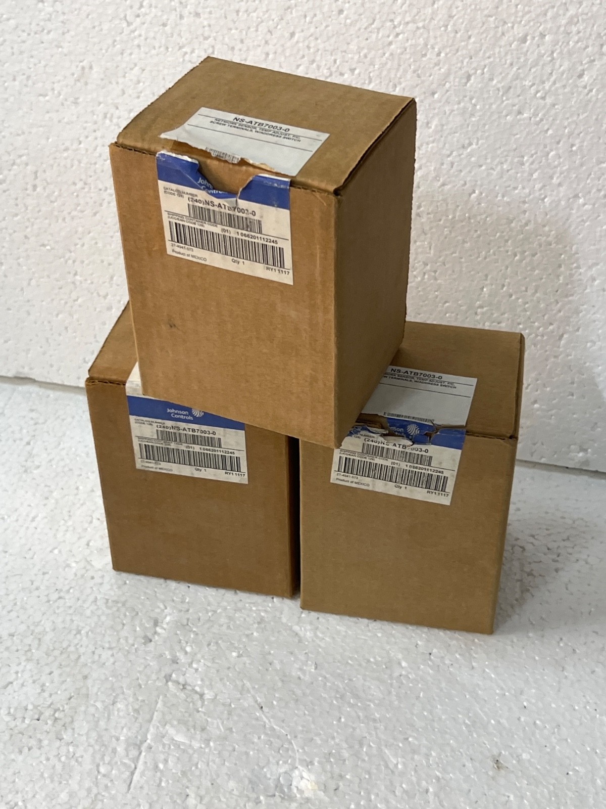 (Lot 3 Pcs) Johnson Controls NS-ATB7003-0 Network Sensor Temp ADJUST F/C