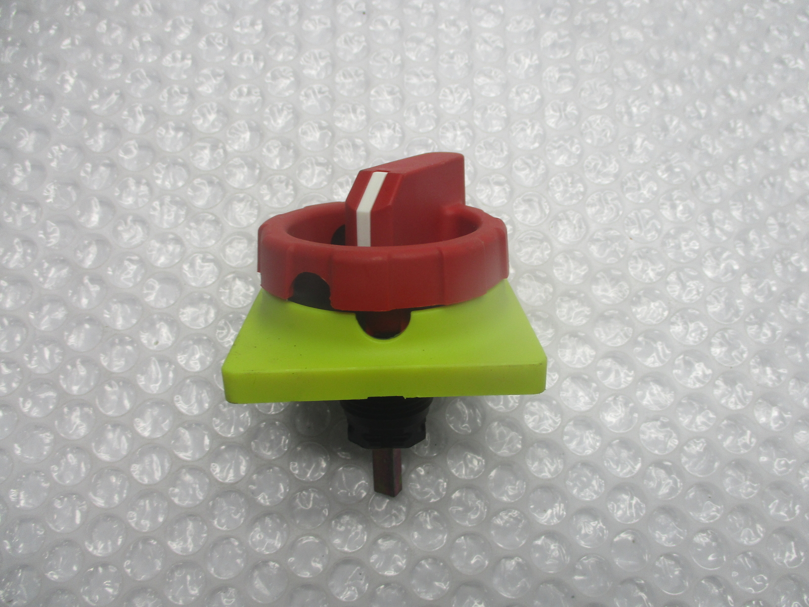 INDUSTRIAL SPARE 13363A2 SWITCH HANDLE NSNP