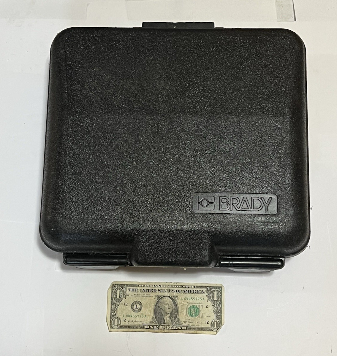 Brady ID Pro Plus Wire Marker Printer Set Mobile with case Dead Batteries