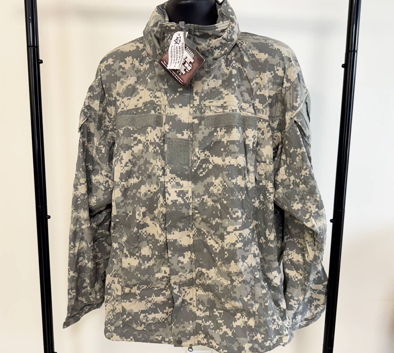 Genuine Usgi ECWCS ACU Gen III Level 5 Soft Shell Cold Weather Jacket M Reg