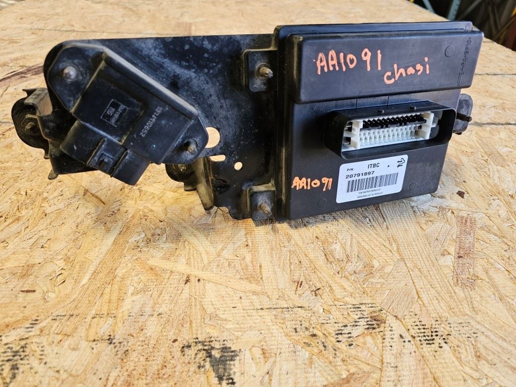 USED 2012 Silverado 3500 TRAILER BRAKE CONTROL ITBC 20791897 Ship Los Angeles