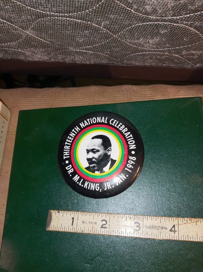 1998 The Thirteenth Martin Luther King, Jr. National Celebration Pin Back Button