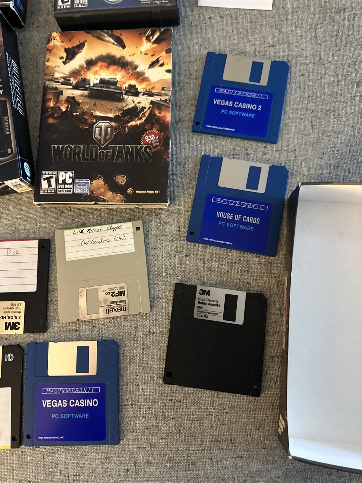 COMPUTER GAME & FLOPPY DISK LOT 5.25 3.5 Random Untested BATTLFIELD WORKD TANKS
