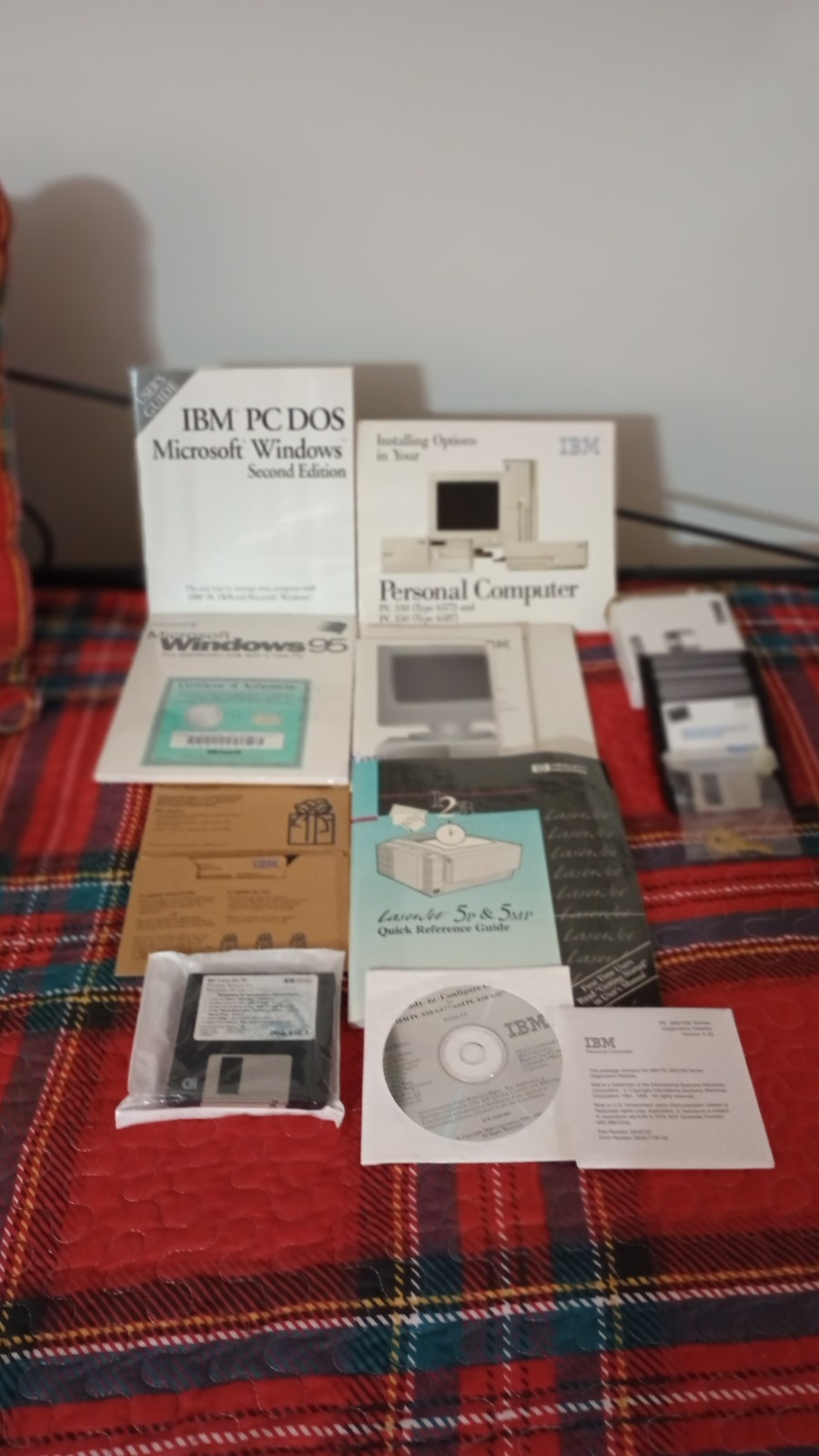 IBM Microsoft Windows MS DOS 95, New, with box, key & CD