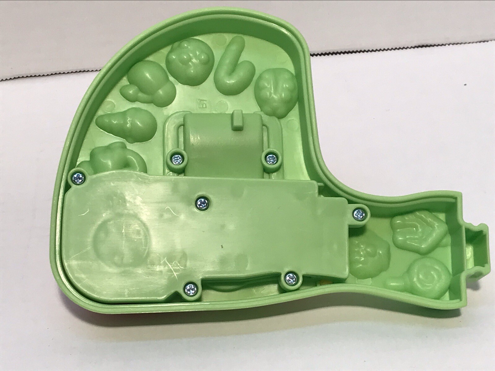 2013 Play Doh Orange Can Guy Green Base Launcher