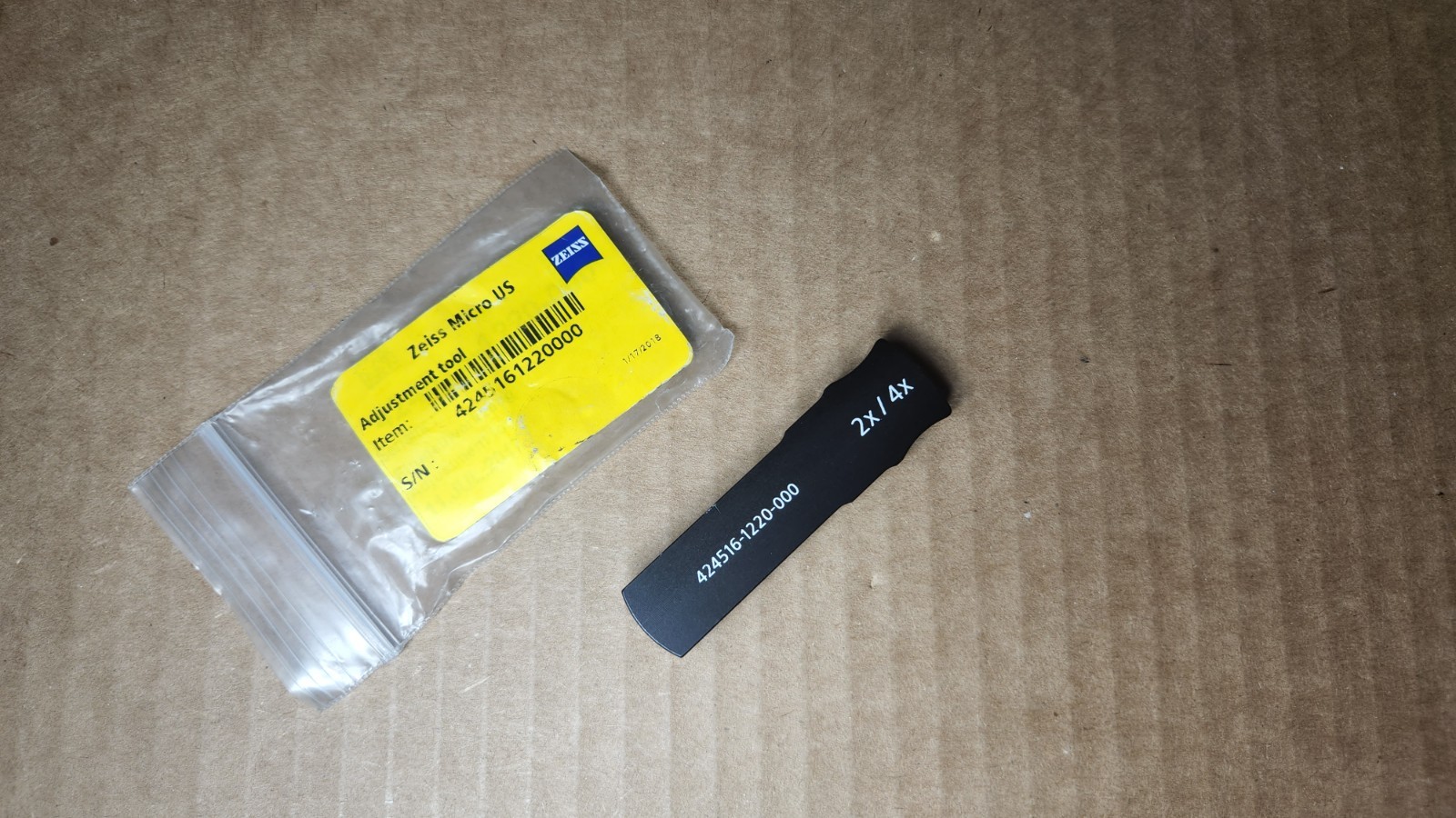 Zeiss 424516-1220-000 DIC 2x/4x Slider Adustment Tool