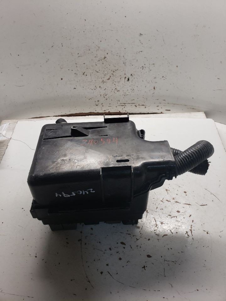 Used Fuse Box Engine fits: 2003 Chevrolet Malibu VIN N 4th digit Classic Grade A