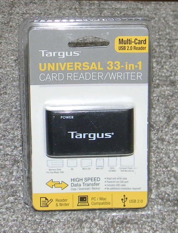 Targus - Universal 33-in-1 Card Reader / Writer USB 2.0 - - OPEN BOX / UN-USED