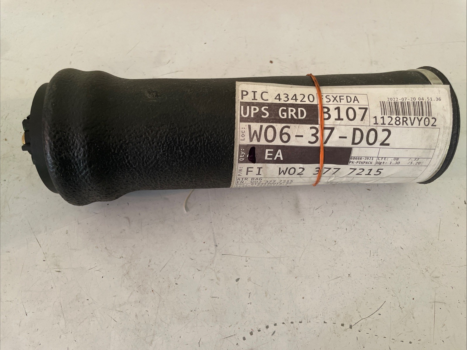 GENUINE FIRESTONE AIR SUSPENSION AIR SPRING BAGS W02-377-7215 OEM NEW