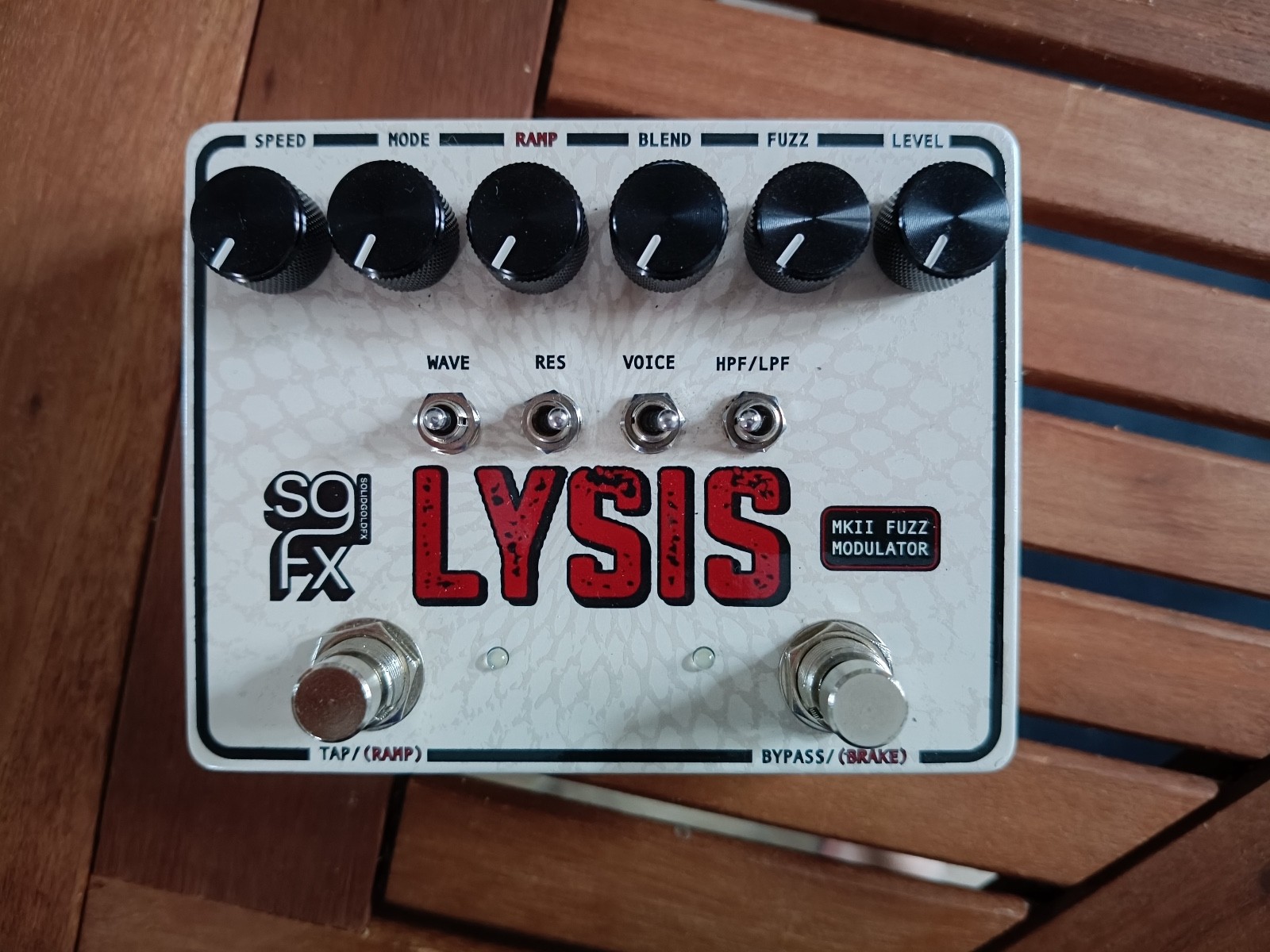 Solid Gold FX Lysis II Octaver fuzz