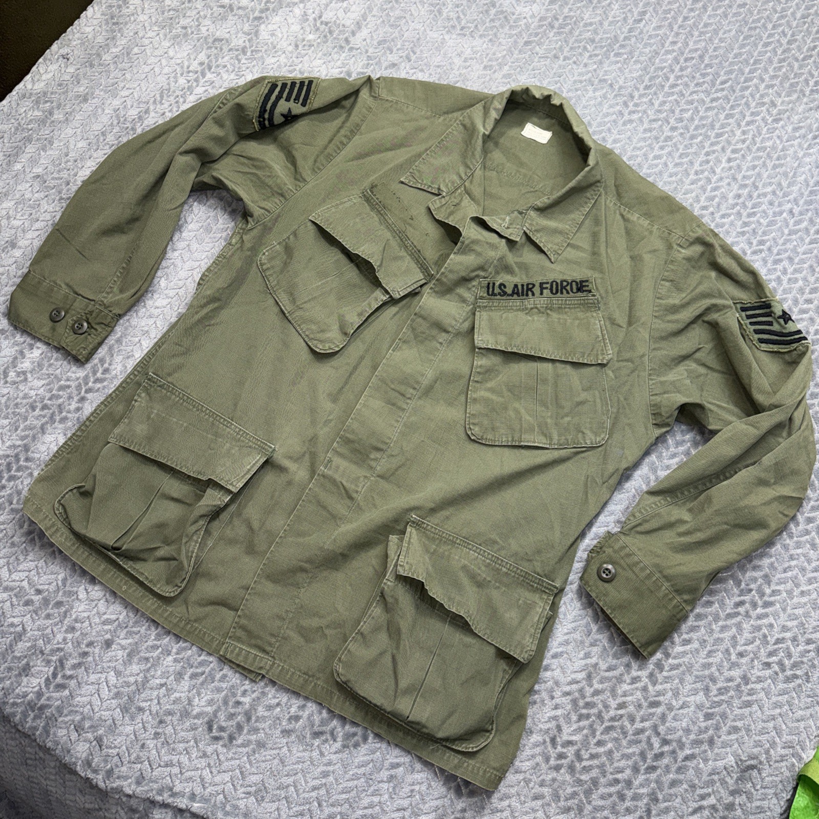 VINTAGE ORIGINAL 1969 VIETNAM ERA RIPSTOP TROPICAL JACKET Med-short Air Force