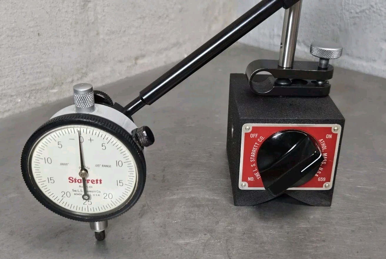 Starrett No. 659 magnetic base w/ No. 25-131  .125" dial indicator w/ No. 672-2