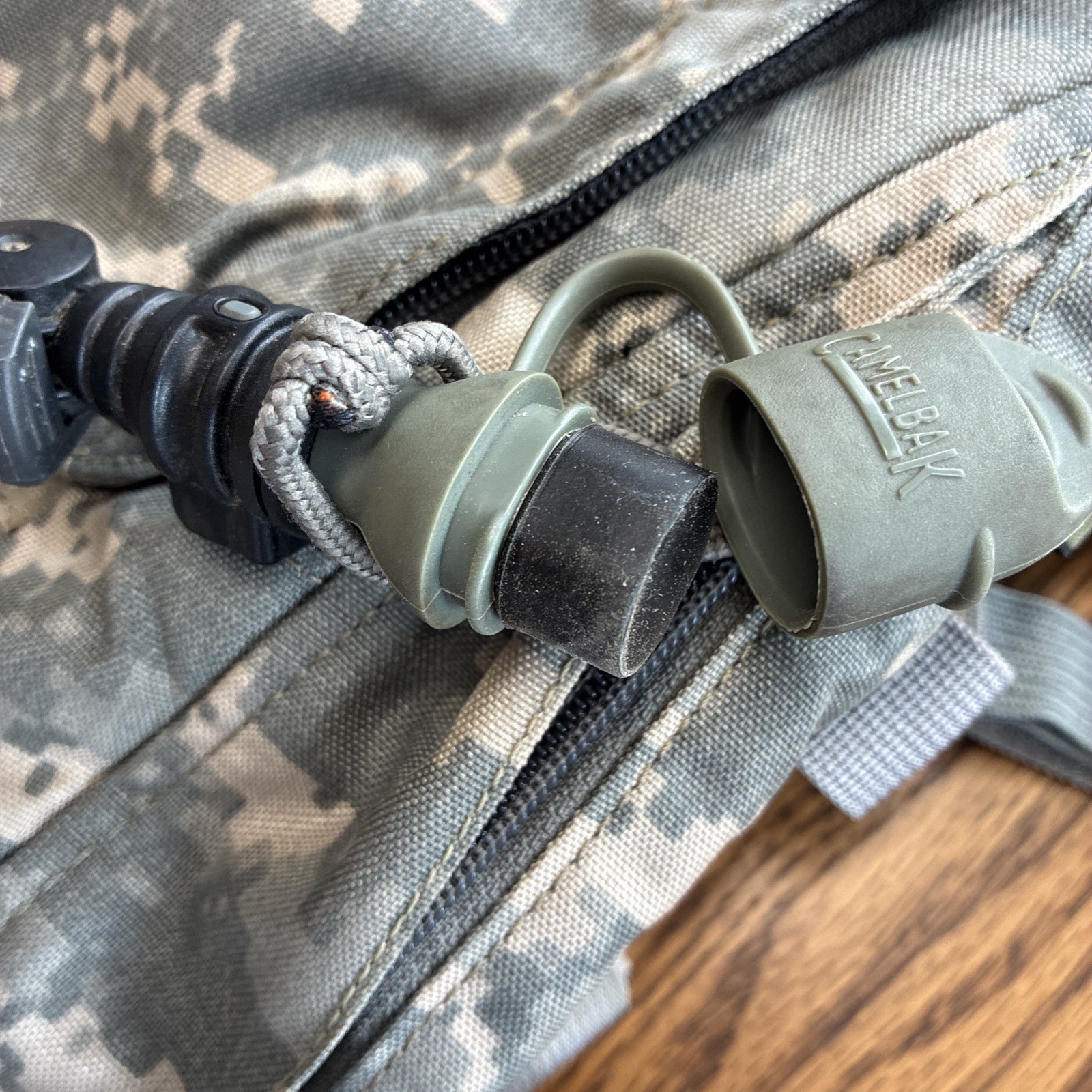 CAMELBAK Maximum Gear Lightweight Digital Camouflage Pack With Bladder