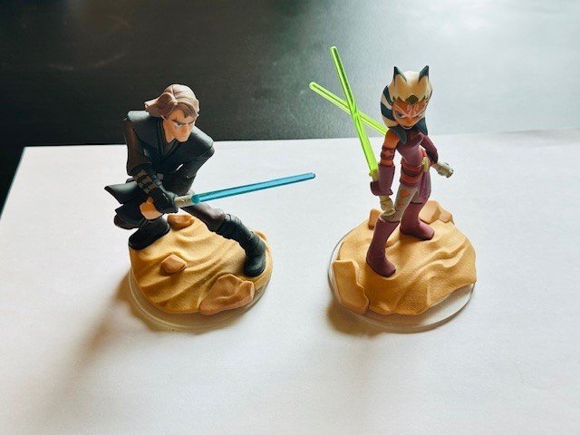 Disney Infinity Lot of 2 Figures