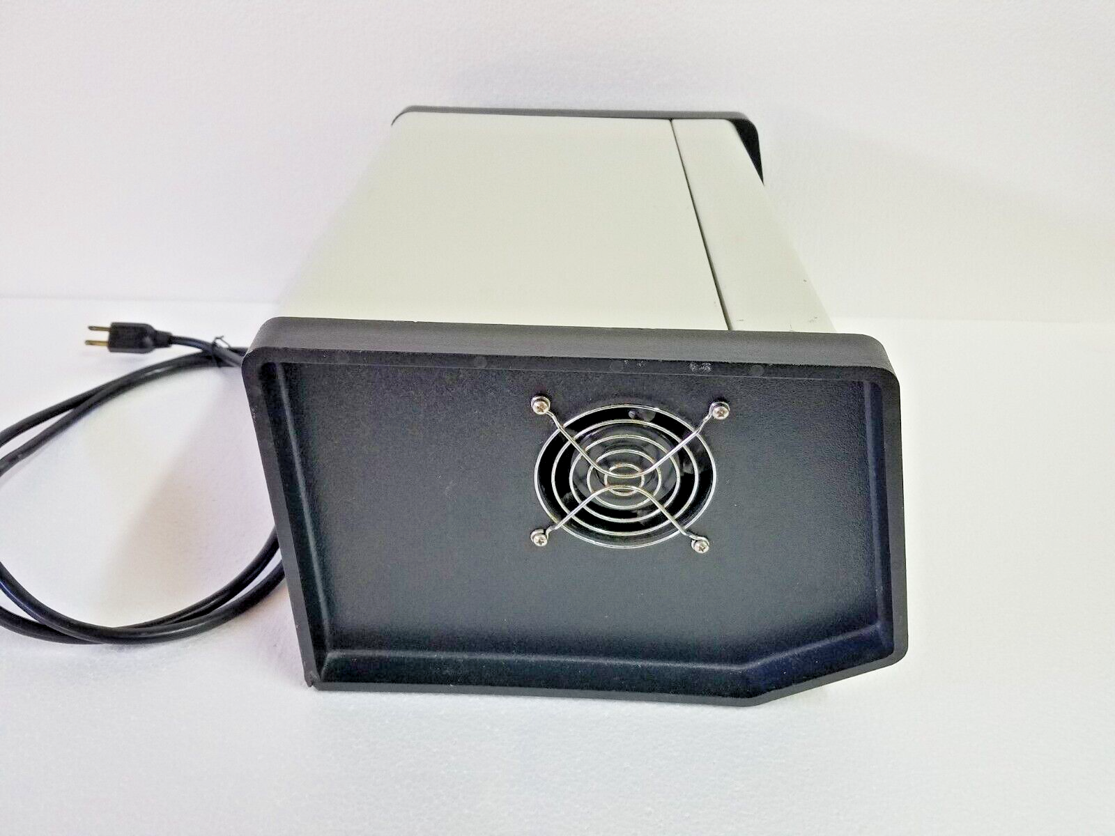 BRL MODEL 500 HIGH CURRENT POWER SUPPLY