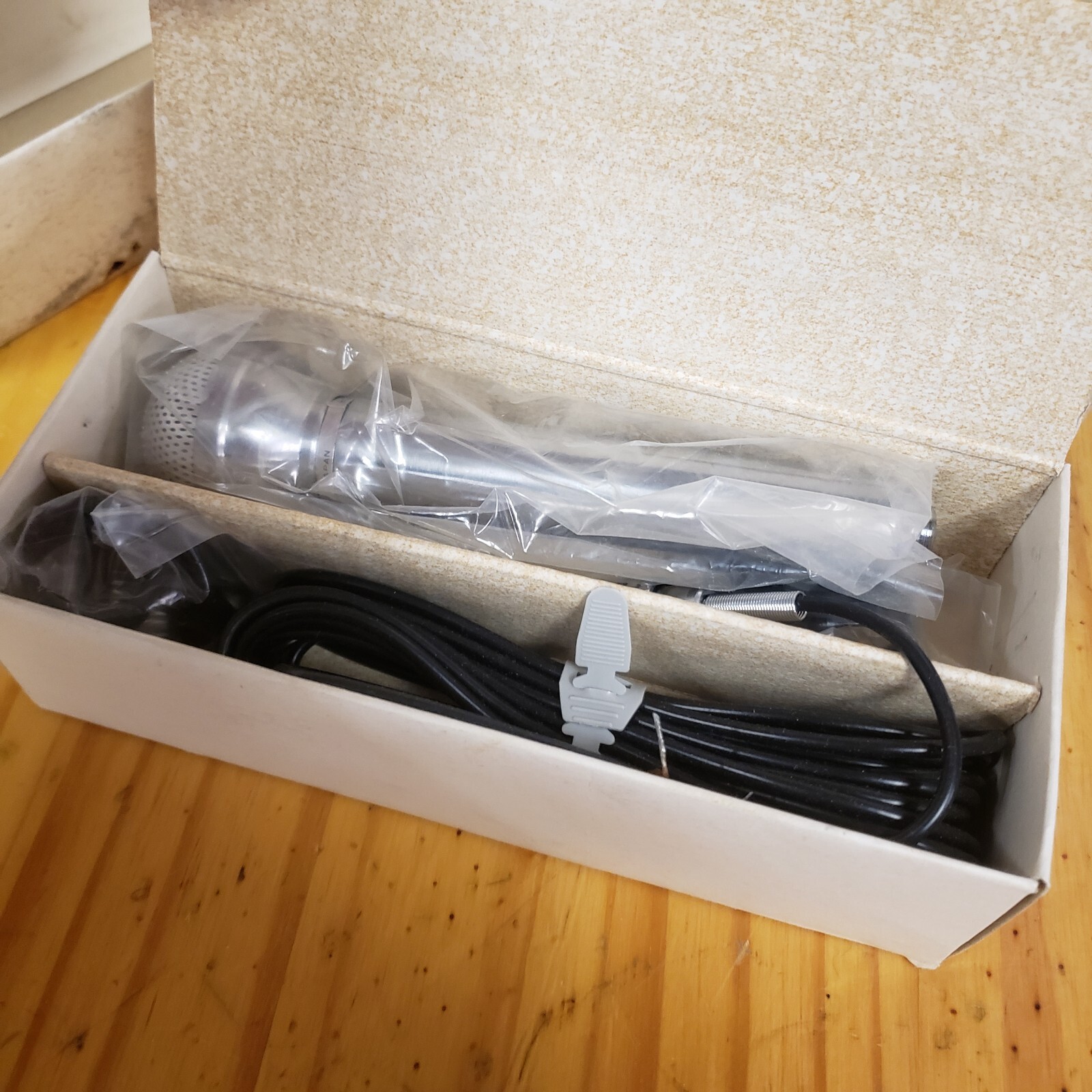 Herald Vintage Dynamic Hi Z Microphone