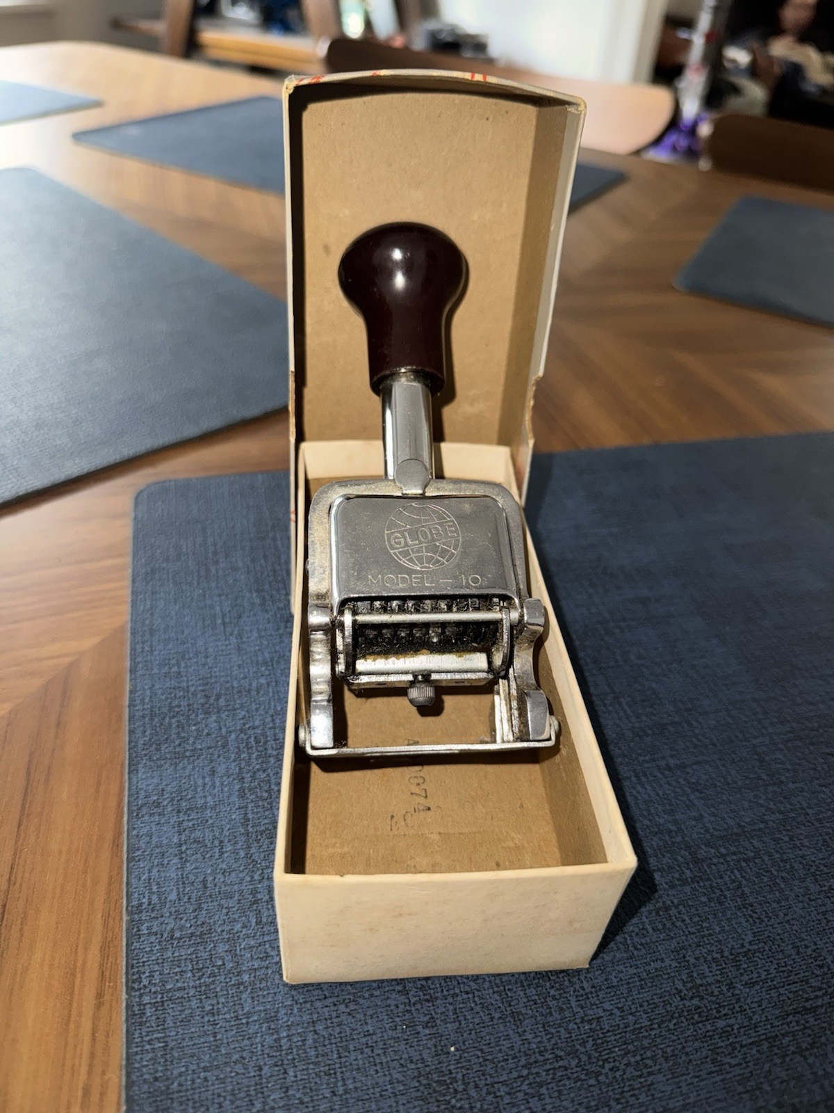 Vintage Globe Model 10 Style D 6 Wheel 5 Action Style A Numbering Machine