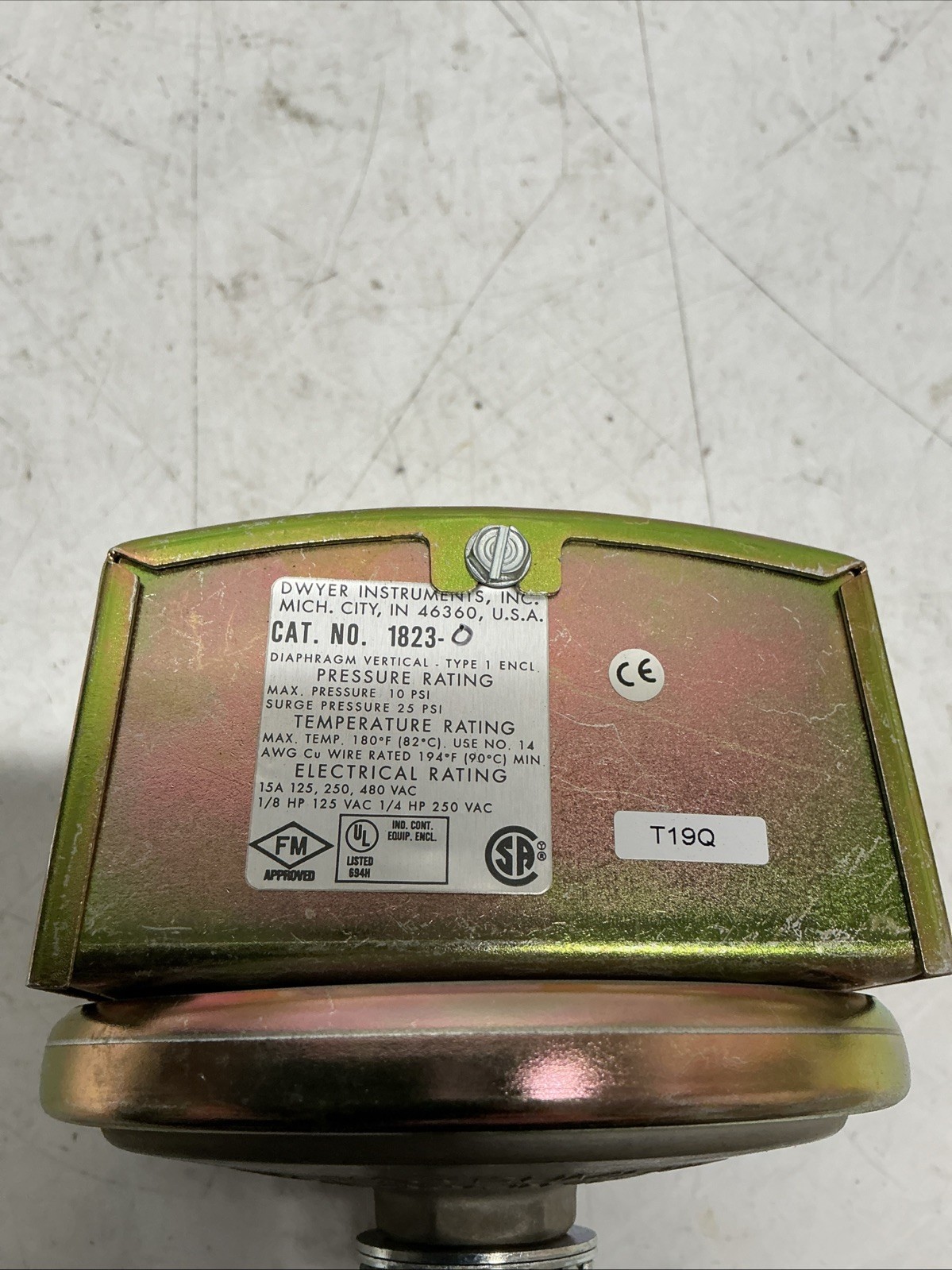 Dwyer 1823-0 Pressure Switch Y-623