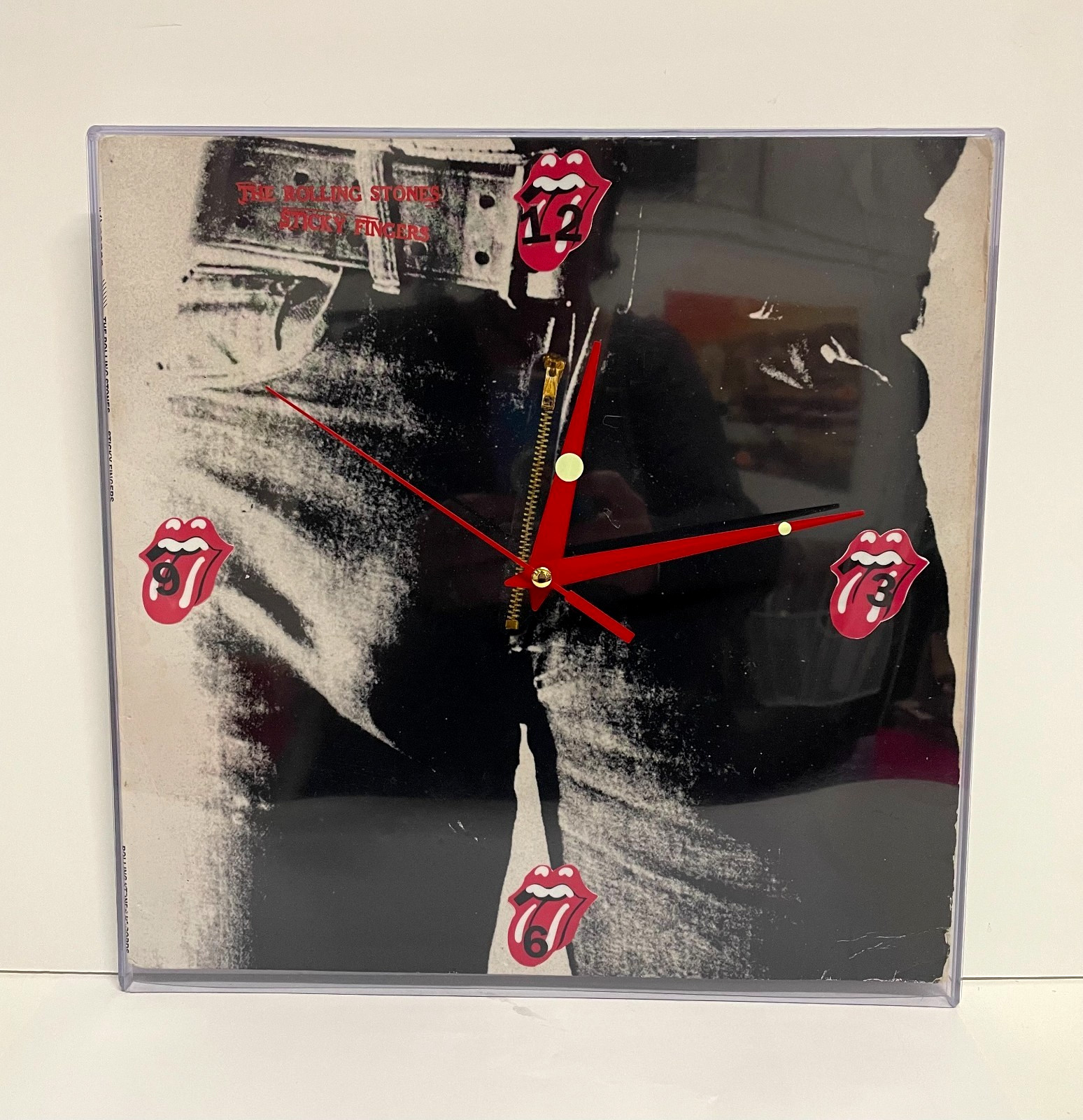 Rolling Stones – Sticky Fingers (1971) Handmade Framed Record Album Wall Clock