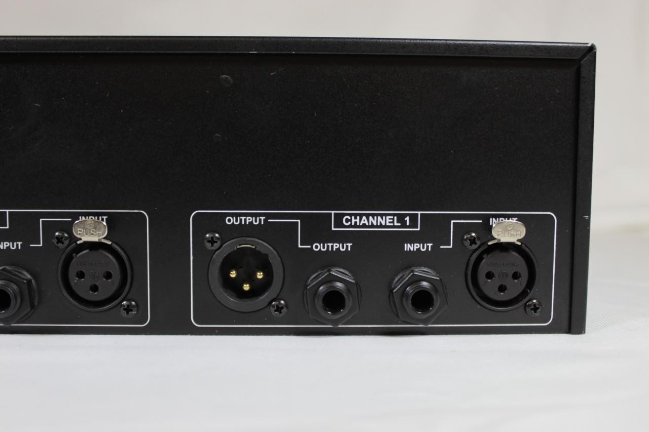 DBX 231S Dual Channel 31 Band Graphic Equalizer