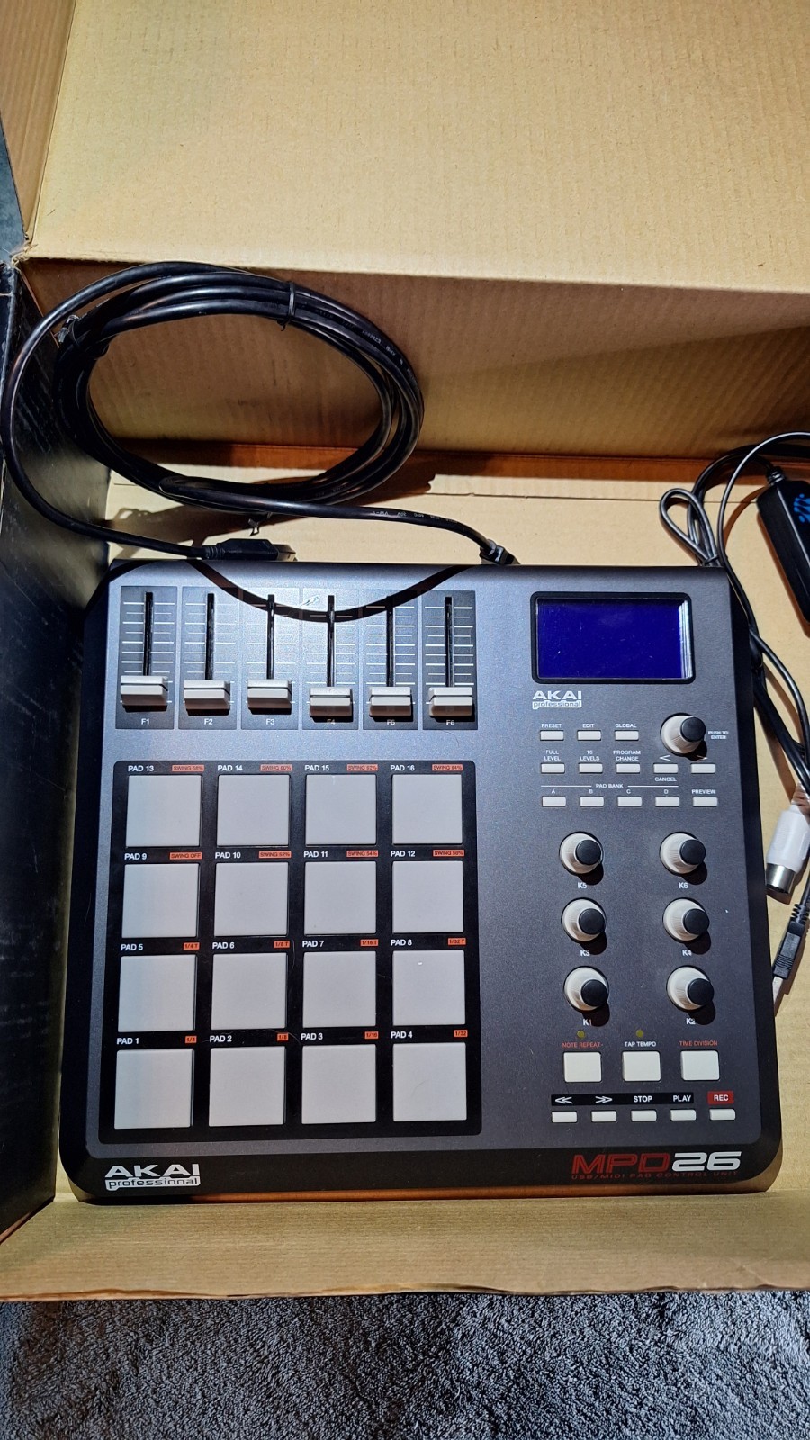 Akai MPD26 Velocity Sensitive Pad Controller