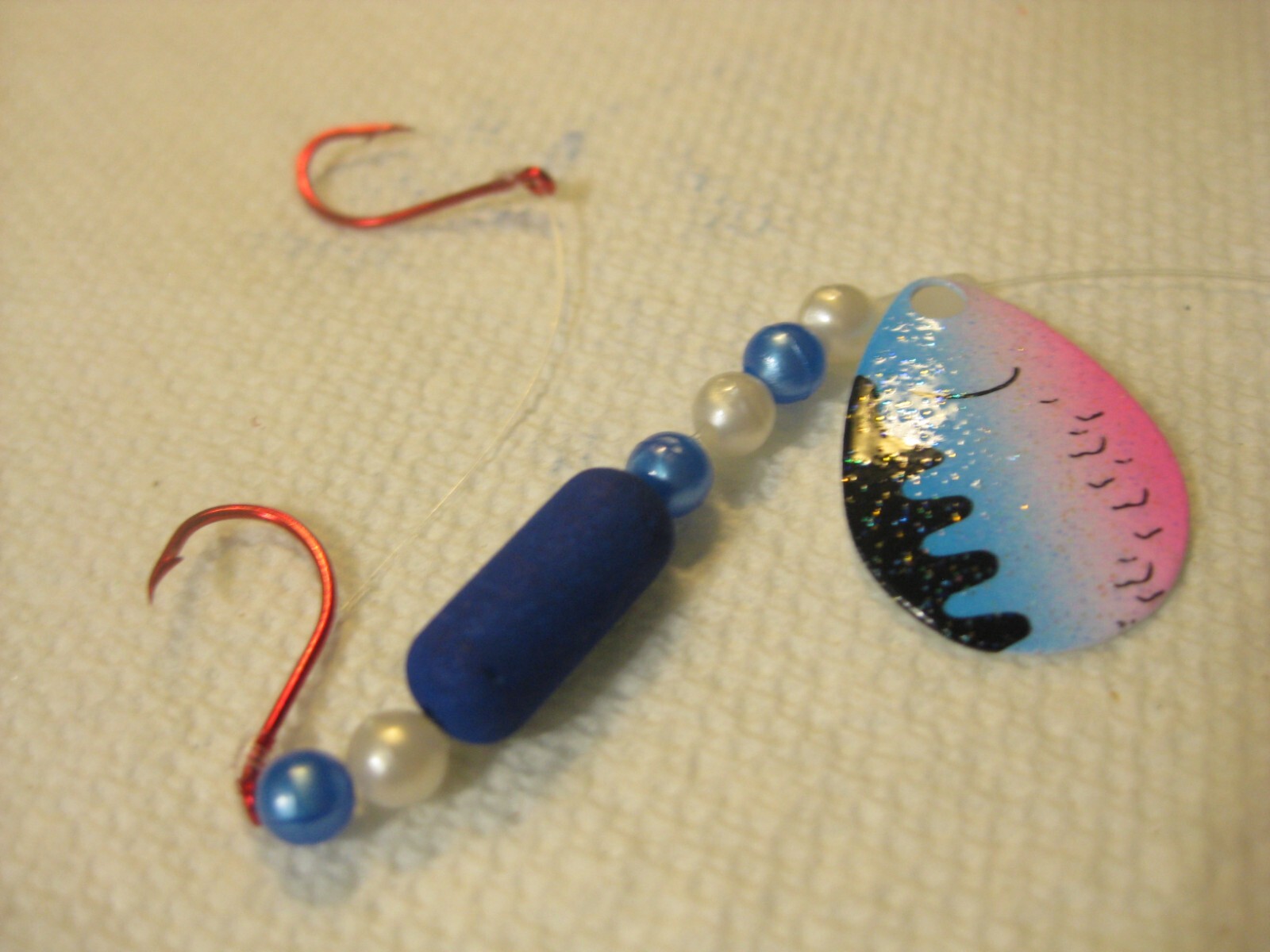 Walleye 2 Hook Floating Float  Spinner Blades Rigs Crawler Harness (Rainbow)