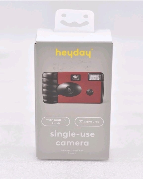 heyday Single-use Camera Built-in Flash 27 Exposures True Red 35mm Film Included