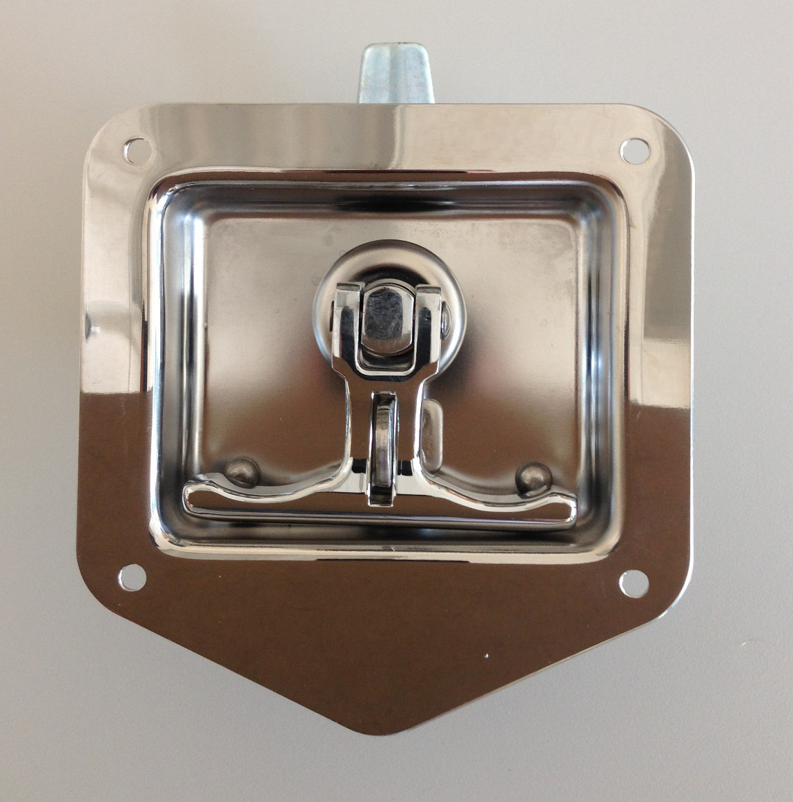 T - HANDLE HEAVY DUTY INDUSTRIAL LOCKS. Part # 115