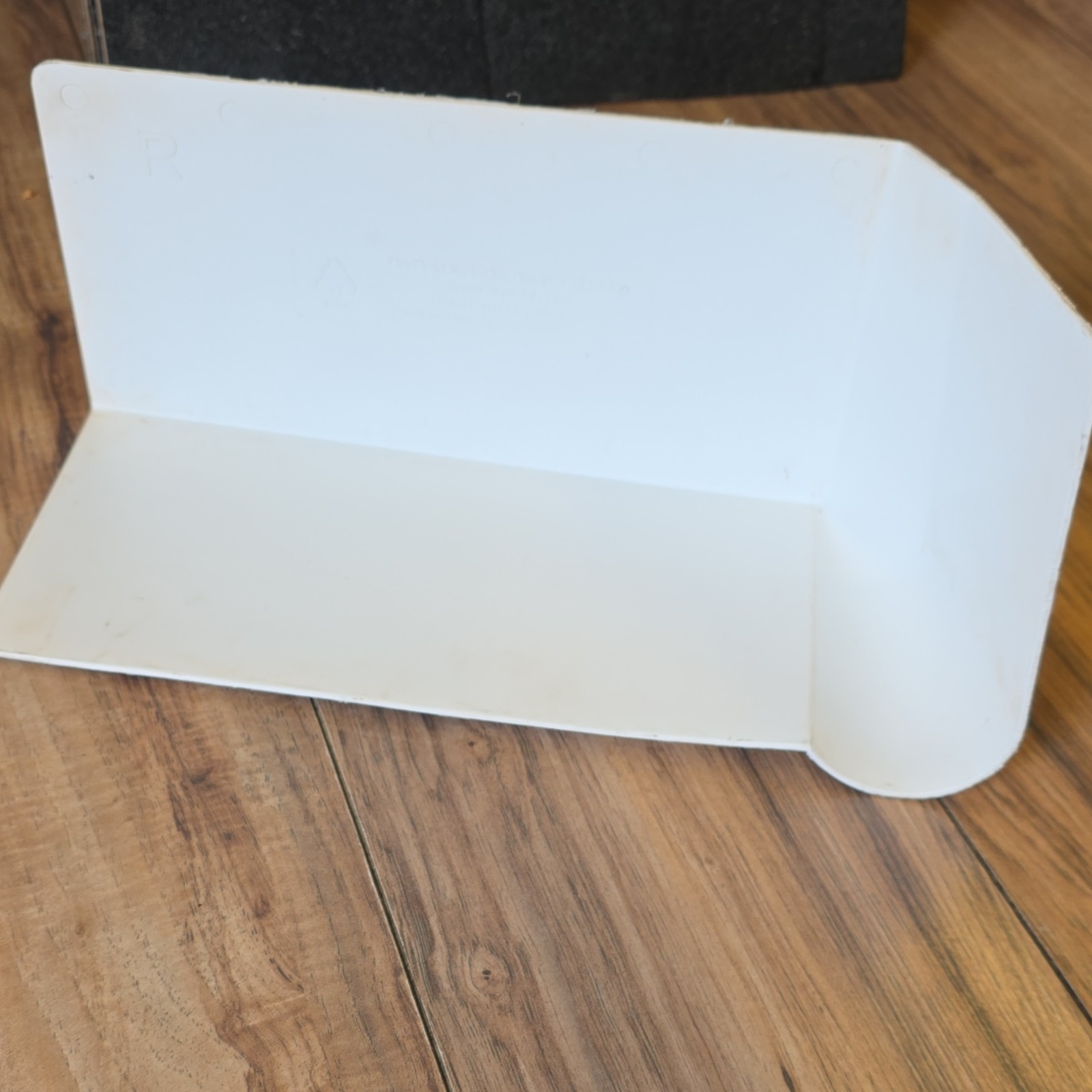 Kick Out Diverter Flashing For TPO FLAT ROOF RIGHT SIDE