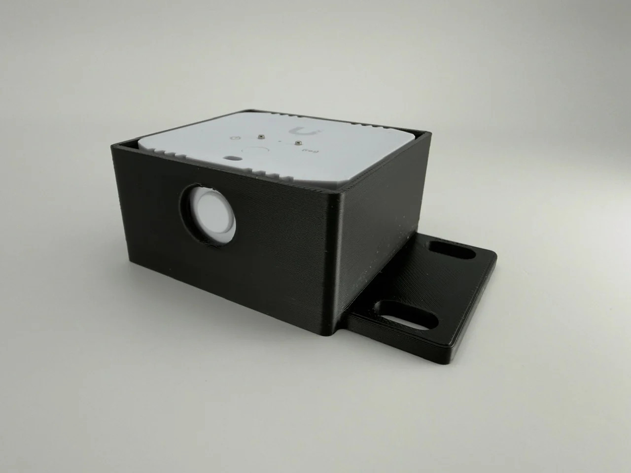 Ubiquiti Environmental Sensor 1U Rack Mount