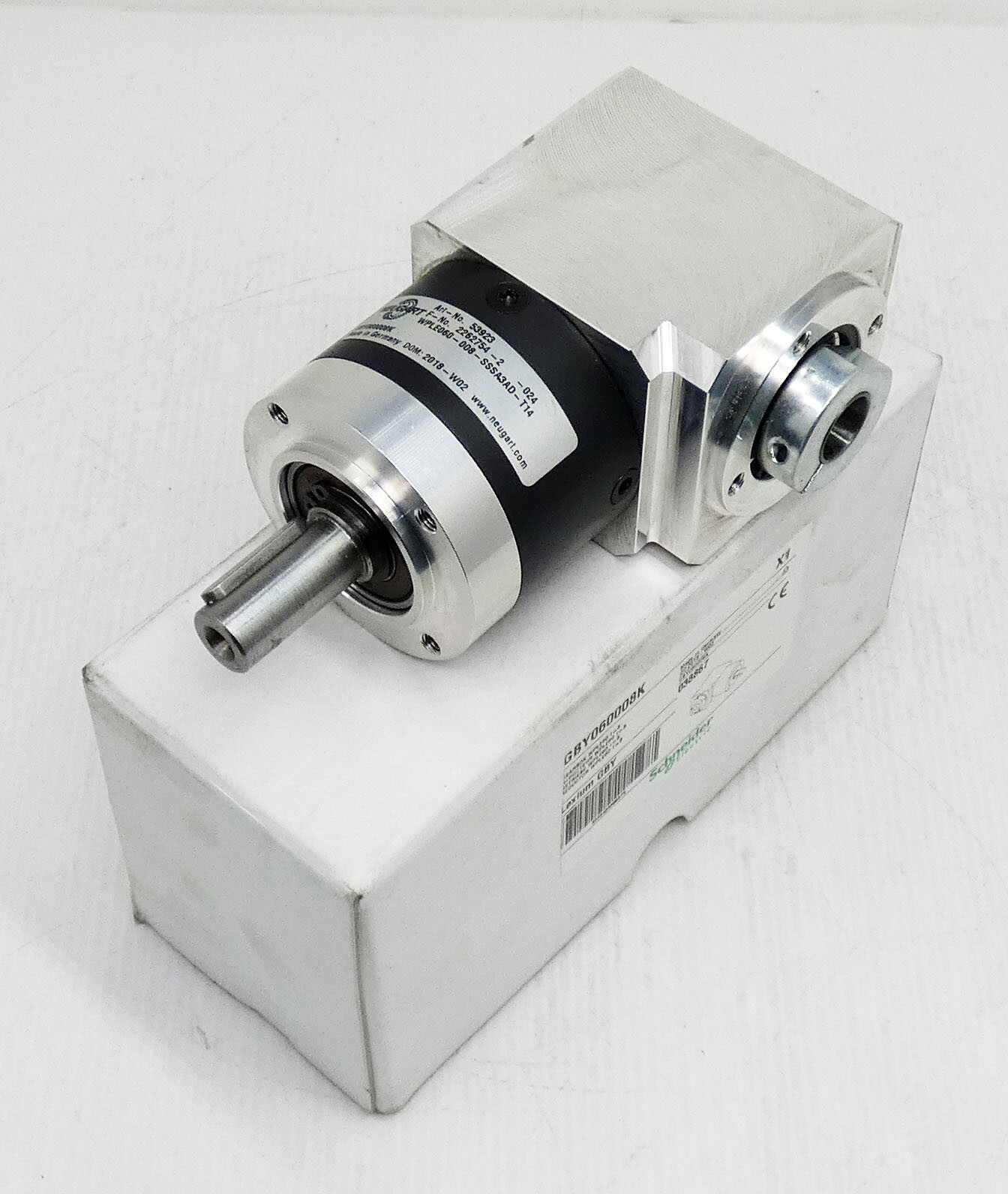 Neugart / Schneider Electric GBY060008K WPLE060-008-SSSA3AD-T14 i=8 -unused/original packaging-